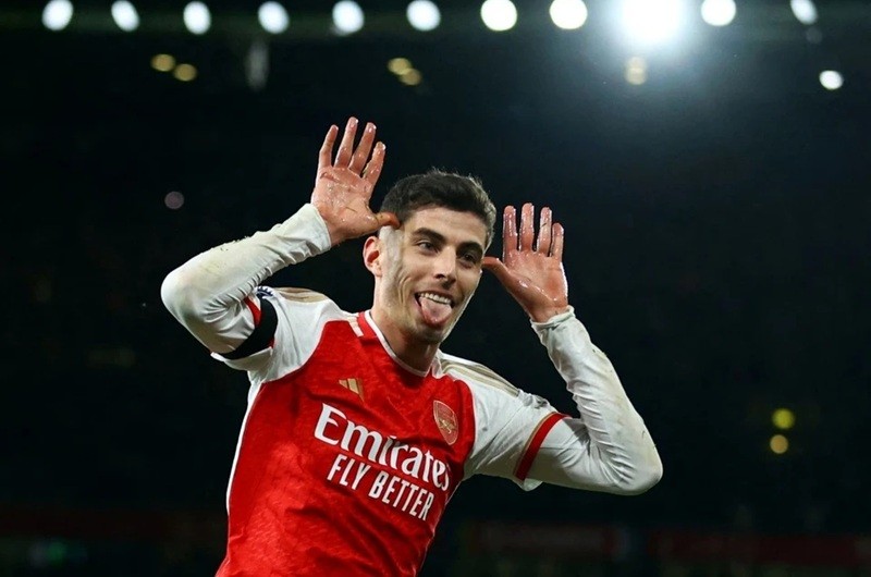 arsenal-muon-vo-dich-1785715482.jpg