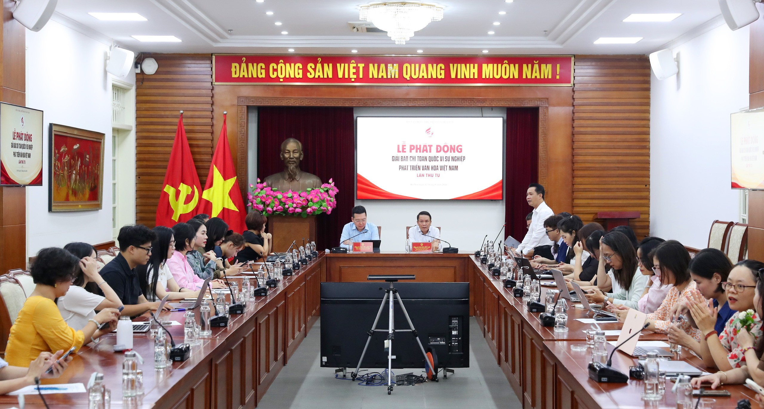 phat-dong-1786505463.jpg
