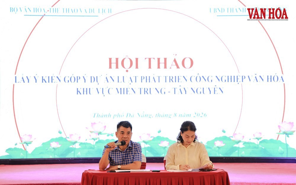 chu-tri-hoi-thao-1786603131.jpg