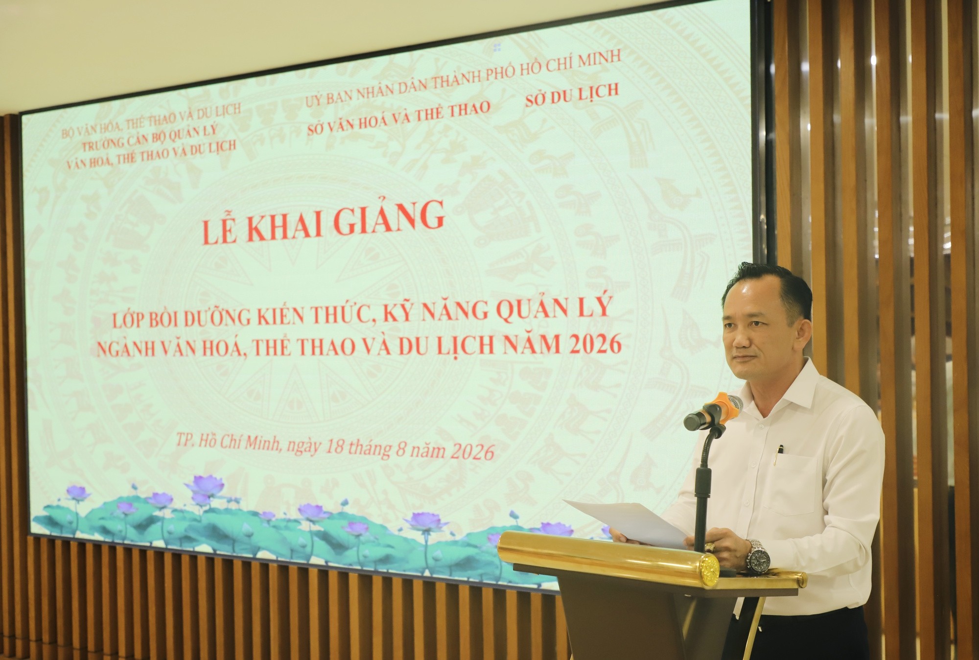 hieu-truong-thang-1787112026.jpeg