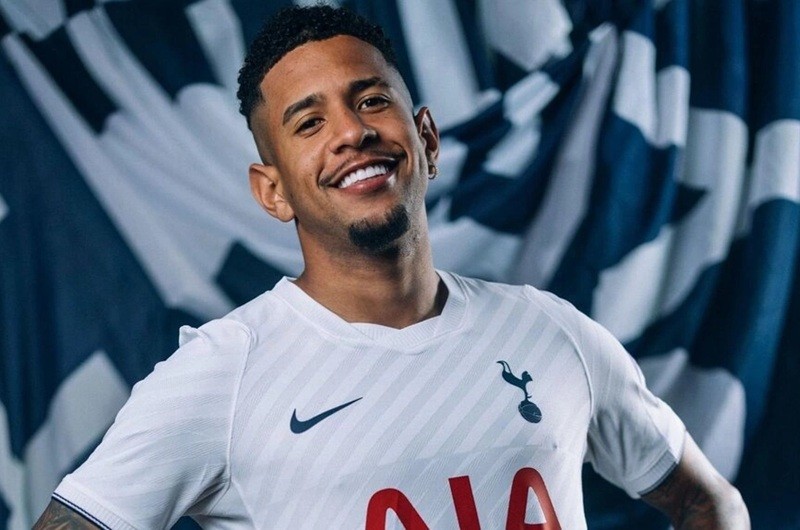 tottenham-1787703114.jpg
