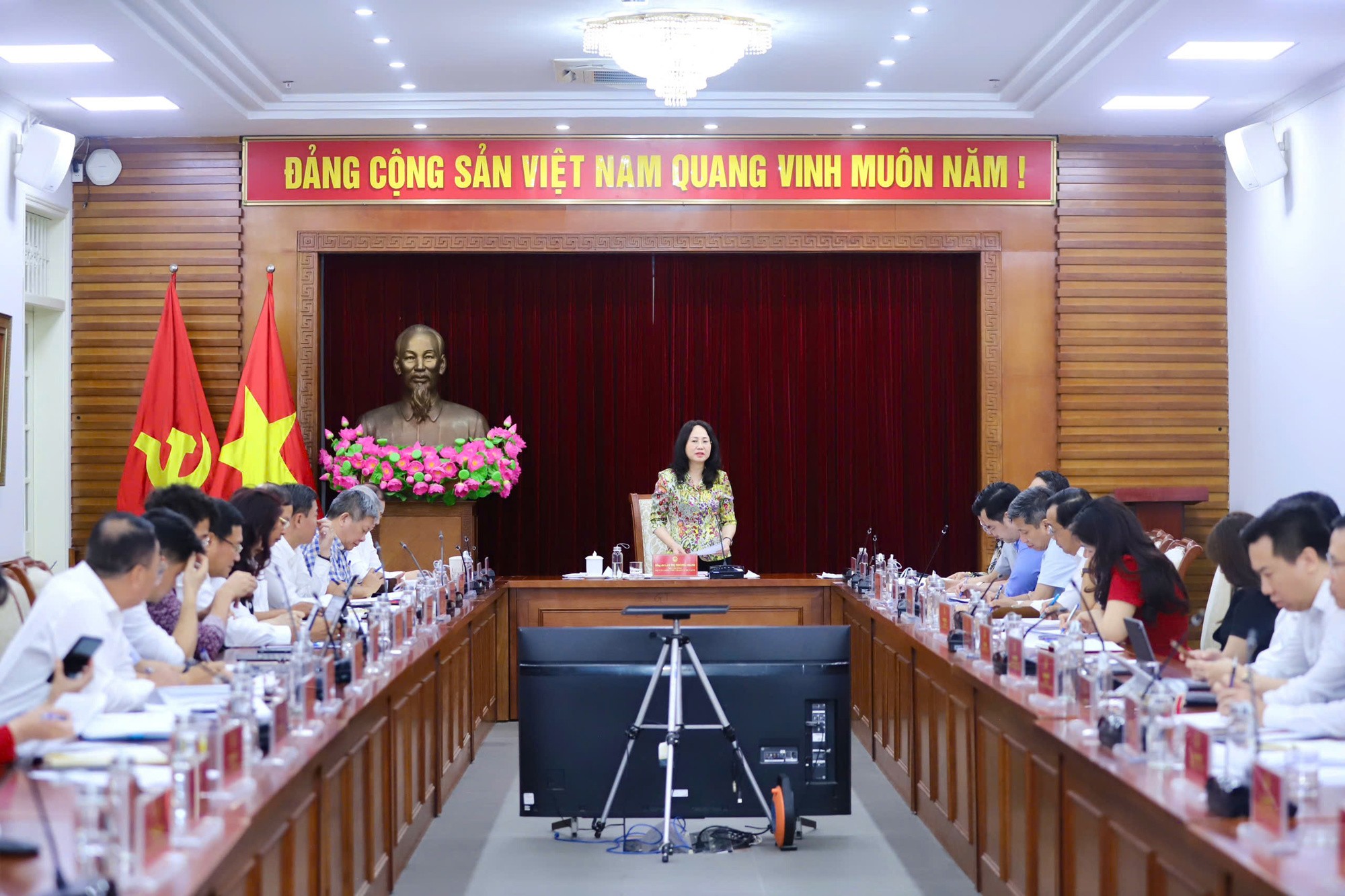 bo-truong-thanh-1787903195.jpeg