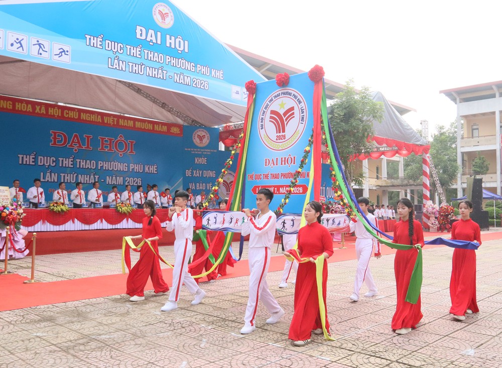 ruoc-bieu-tuong-dai-hoi-qua-ky-dai-1787880674.jpg