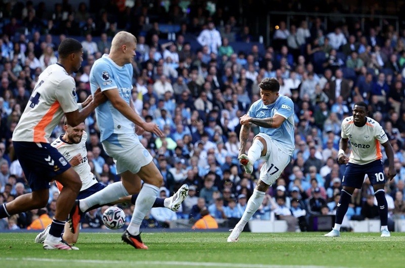 man-city-1-1788662847.jpg