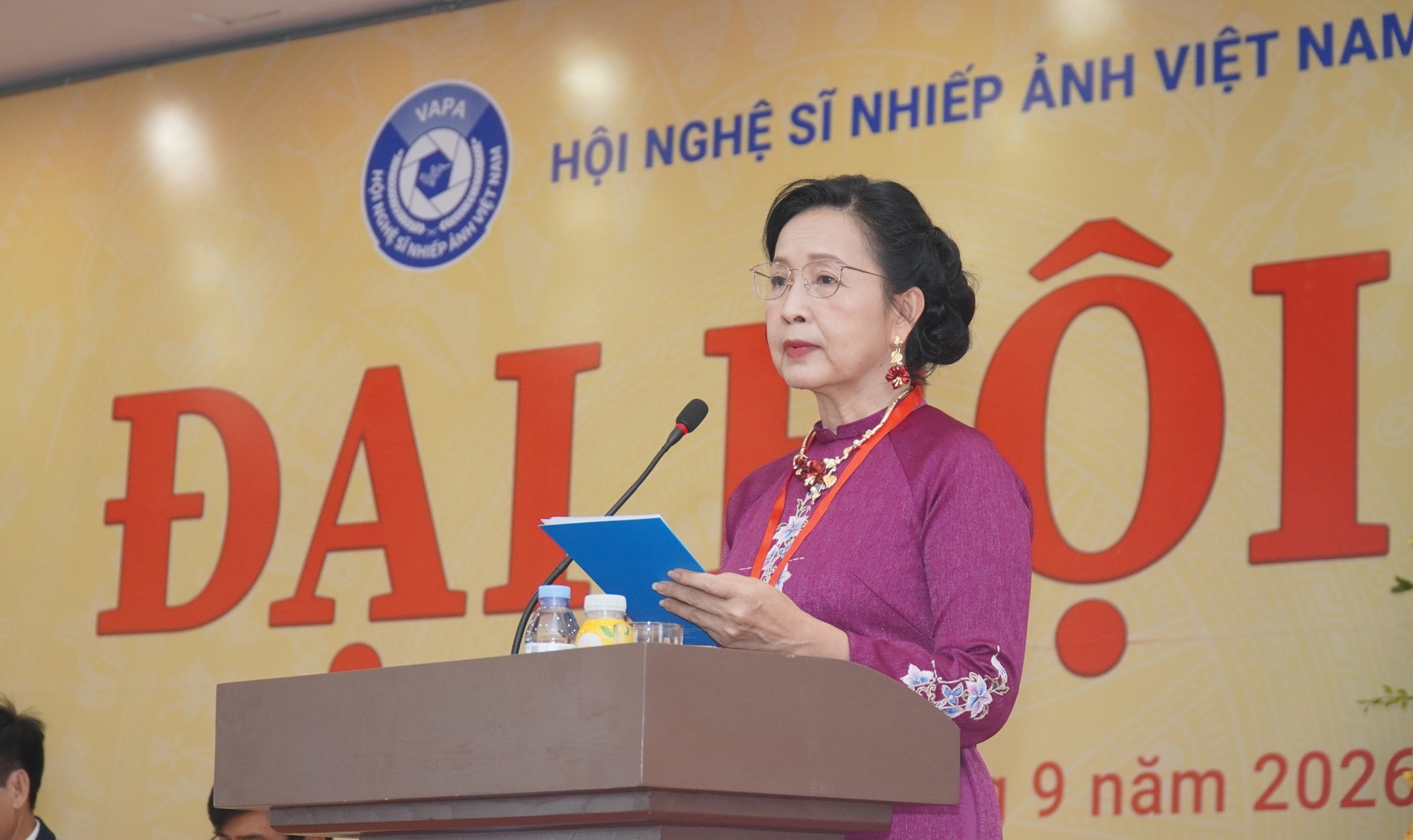 chu-tich-dong-phat-bieu-khai-mac-1789719988.jpg