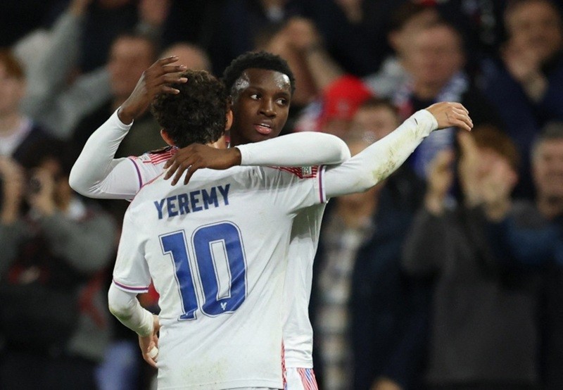 crystal-palace-1789690386.jpg