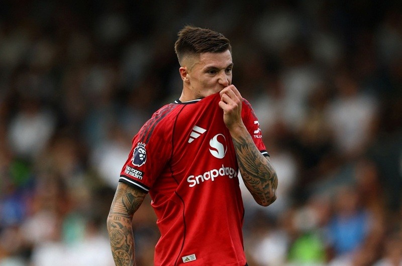 man-united-1789871217.jpg