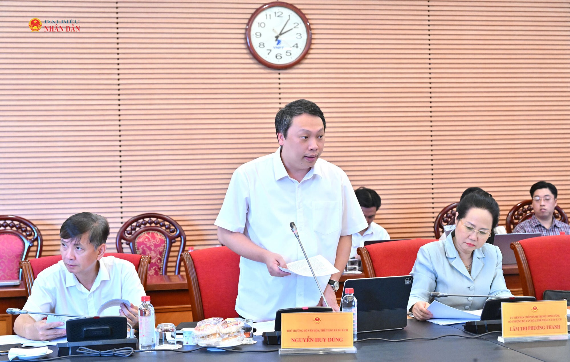 thu-truong-dung-1789970140.jpg