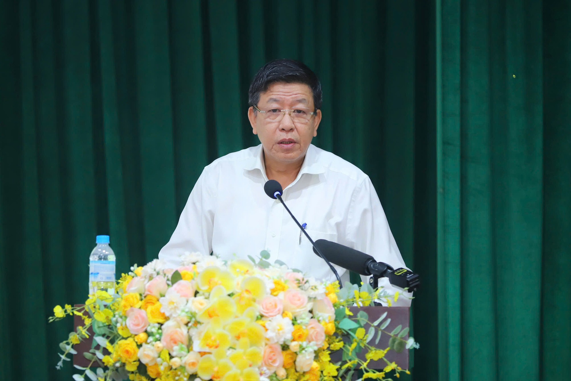 pho-chu-tich-tuan-1790076881.jpg