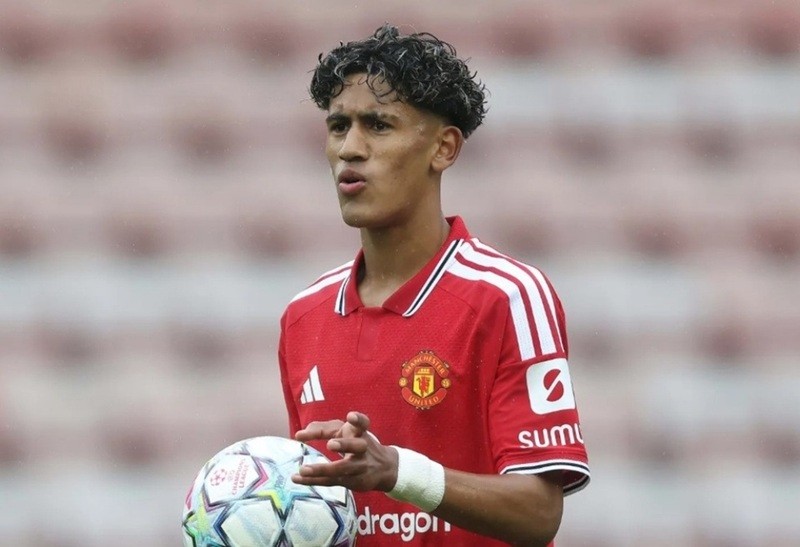 tai-nang-tre-man-united-1790122576.jpg