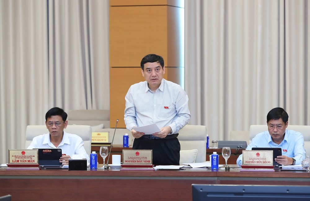 chu-nhiem-vinh-1790239581.jpg