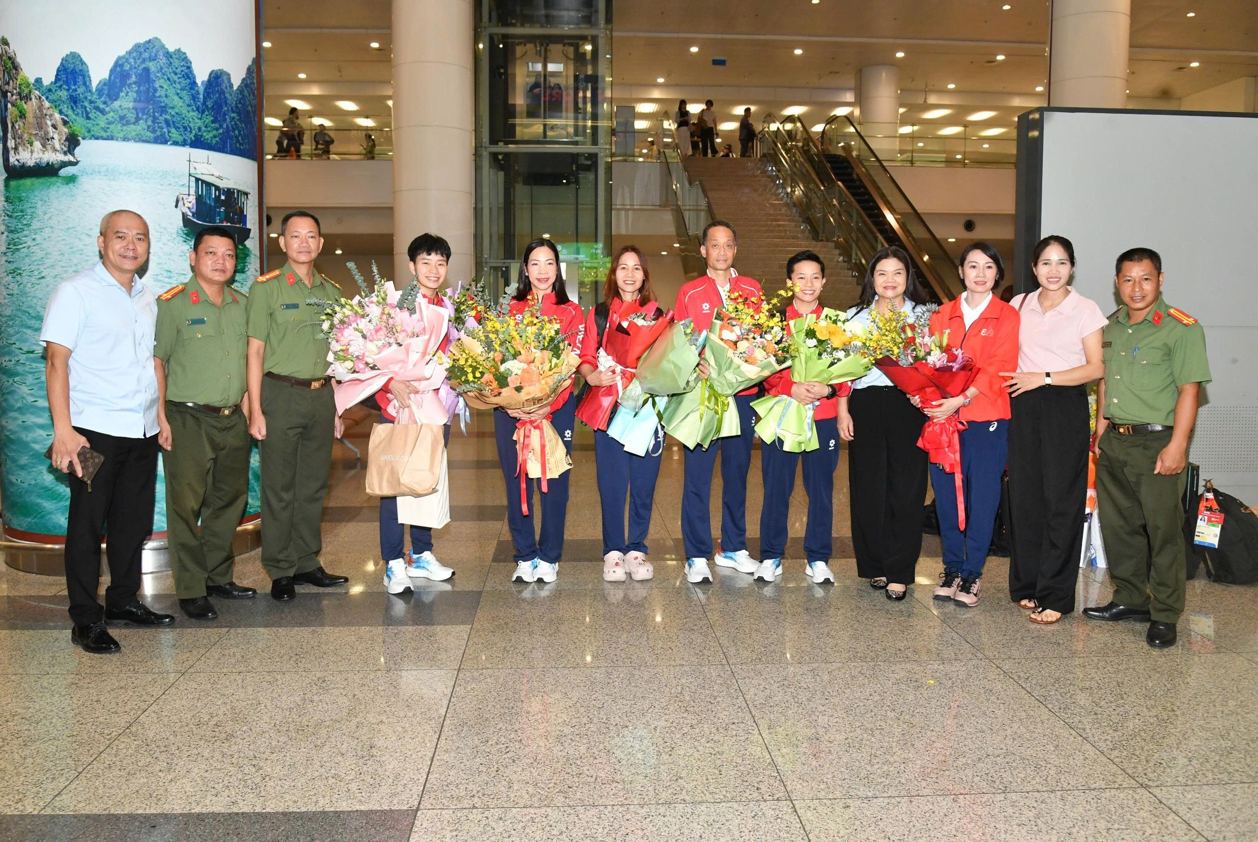 d-1-1791121636.jpg
