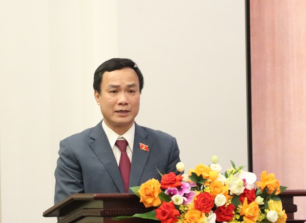 pho-chu-nhiem-hung-1791267155.jpg
