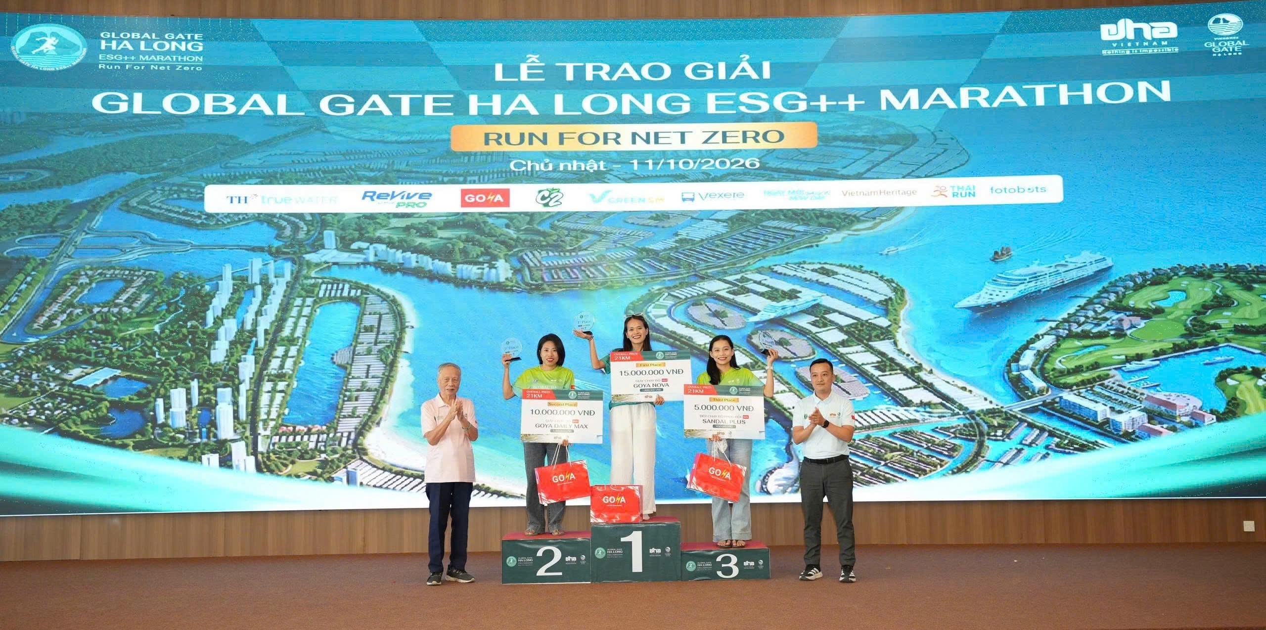 trao-giai-chung-cuoc-nu-1791721967.jpg