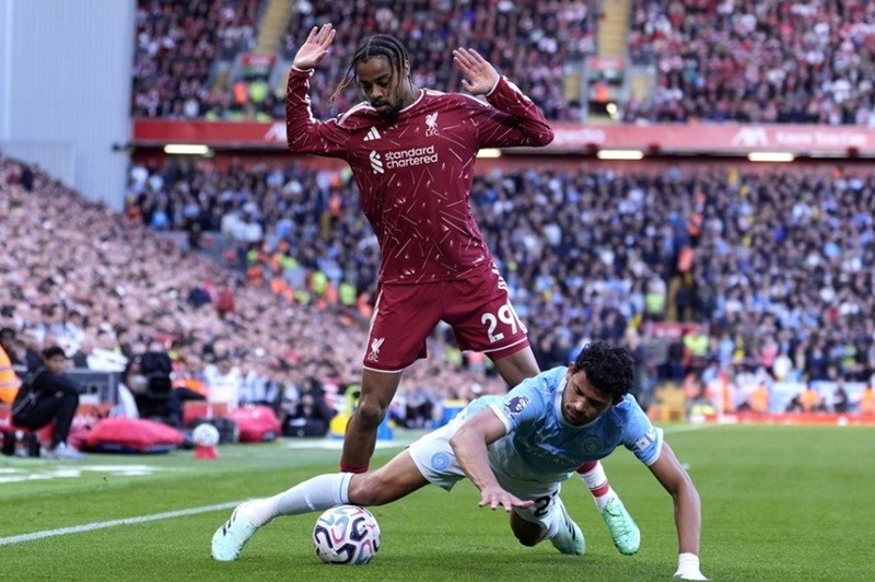man-city-1-1791763266.jpg