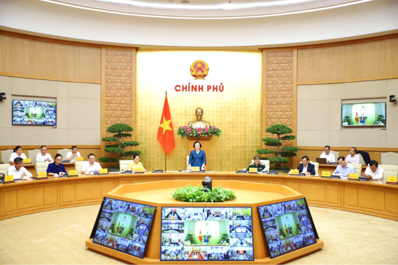 toan-canh-hoi-nghi-1791788683.png