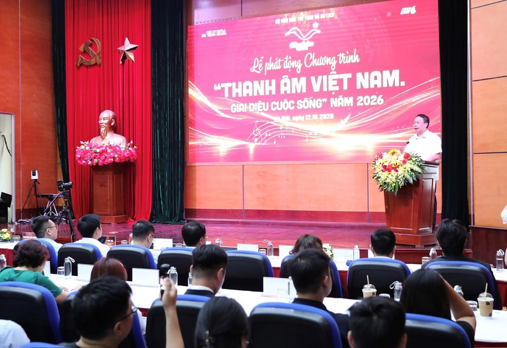 toan-canh-le-phat-dong-1791789676.jpg
