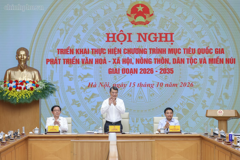 thu-tuong-chu-tri-1792030885.png