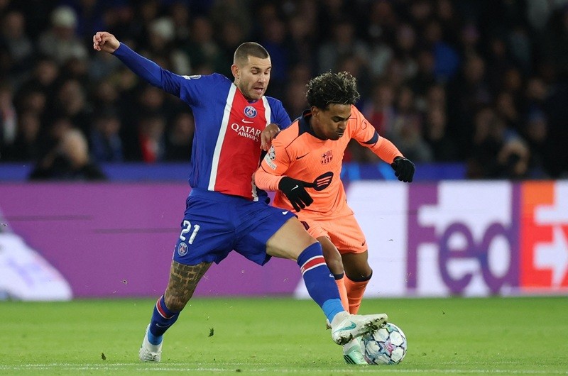 psg-1792541032.jpg