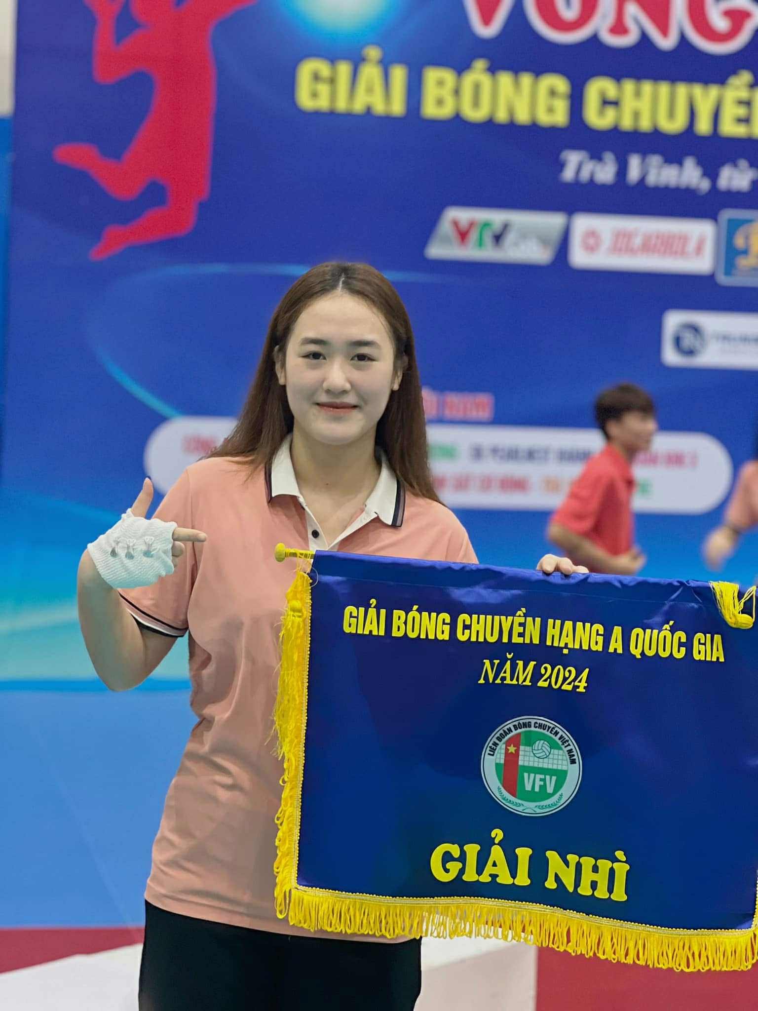 dinh-thi-van-2-1793022730.jpeg