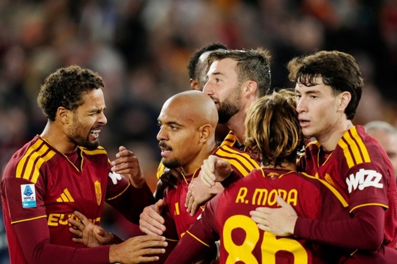 as-roma-1793146800.jpg