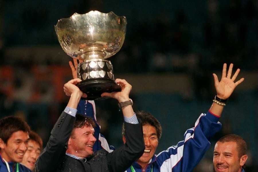 philippe-troussier-nhat-asian-cup-1703987653.jpg