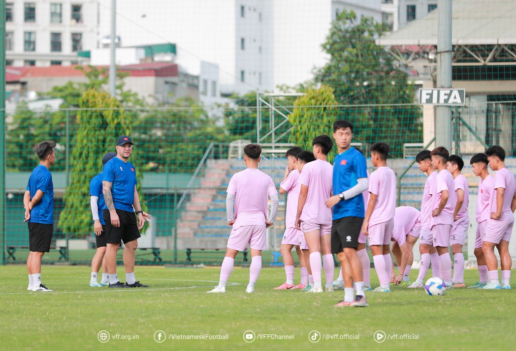 u16-1747359589.jpg