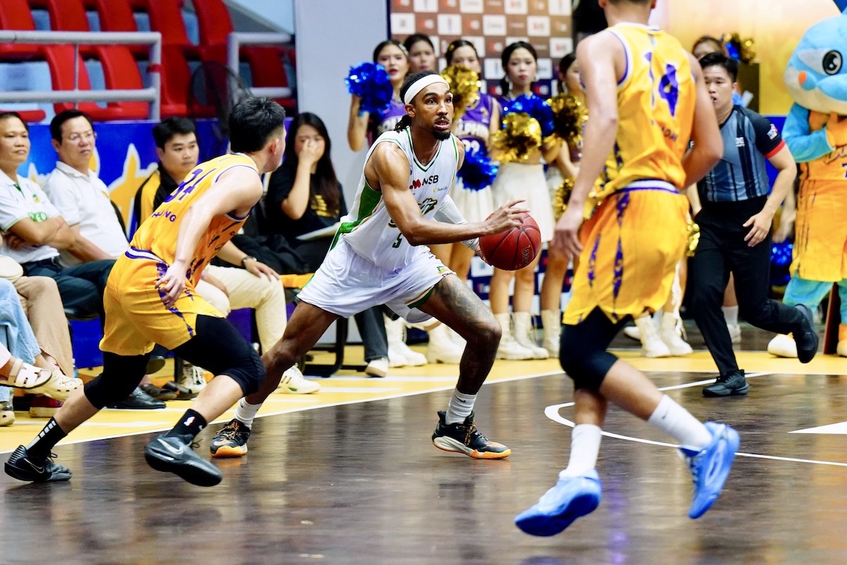 devin-peterson-phai-thich-nghi-voi-cuong-do-tran-ban-ket-ngay-lan-thu-2-gop-mat-tai-vba-star-x-1757202924.jpeg