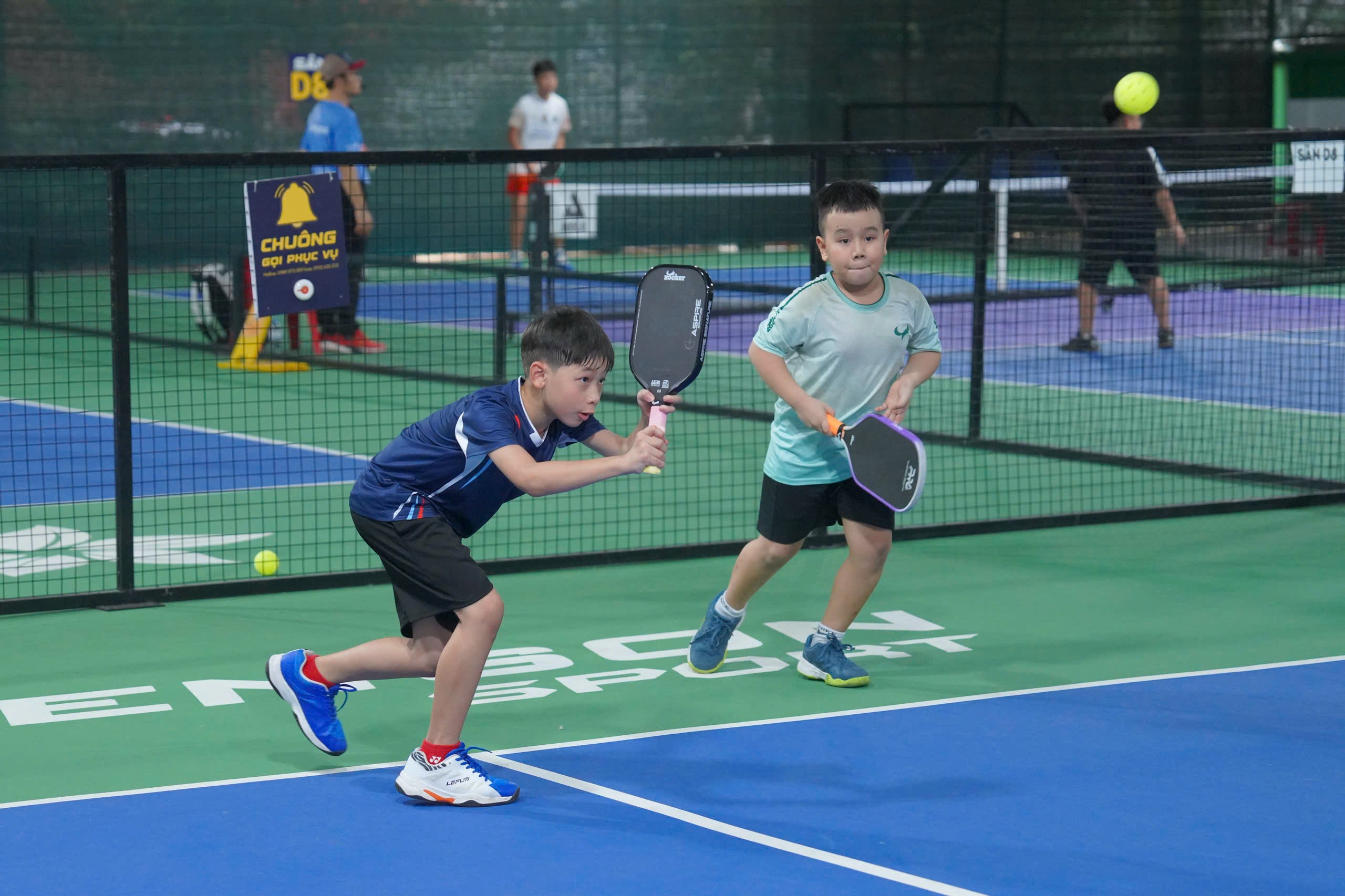 doi-nam-u10-1-1783343589.jpg