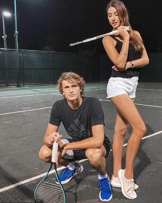 zverev-brenda-1717819829.jpg