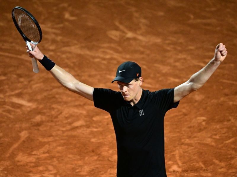 jannik-sinner-italian-open-tennis-2025-05-14-08-01-50-1747198920.jpg