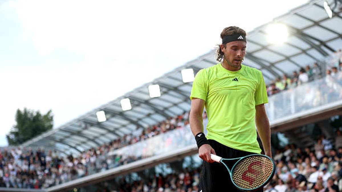 stefanos-tsitsipas-derrota-roland-garros-2025-1748490064.jpeg