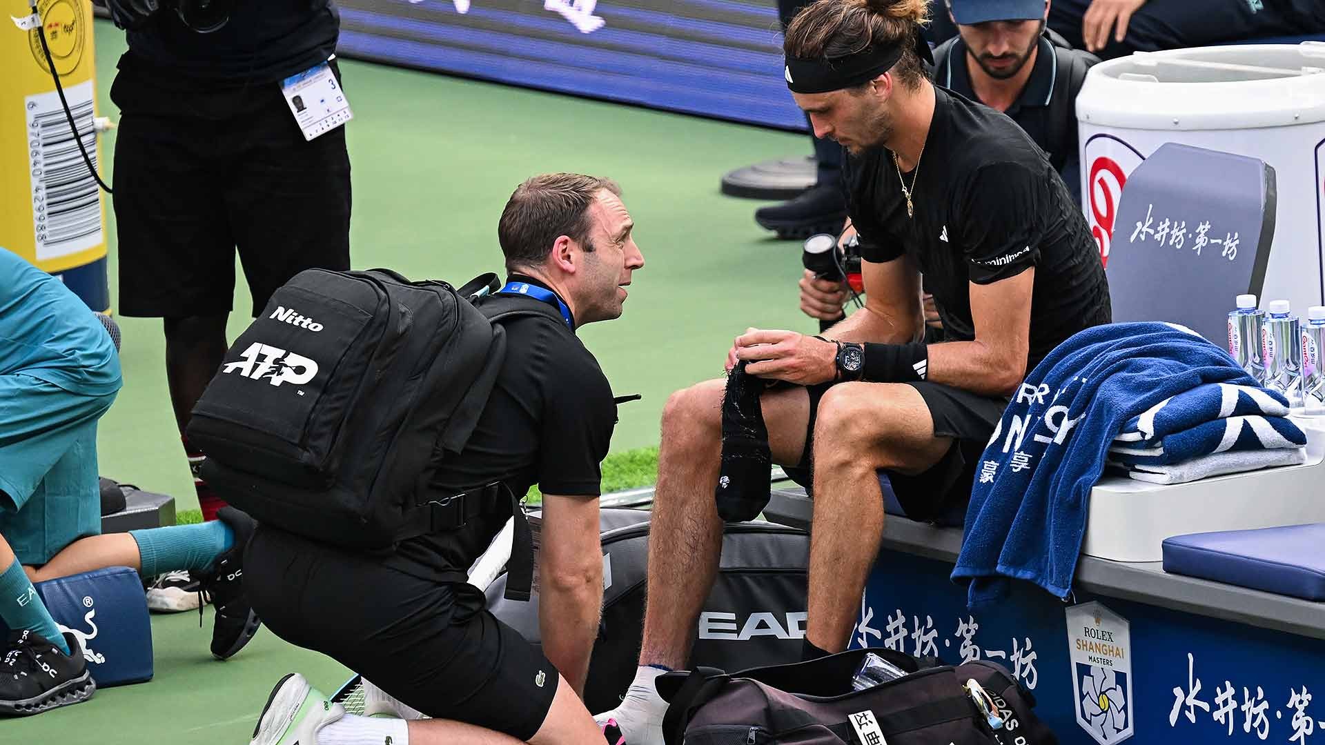 zverev-shanghai-2025-toe-1759811985.jpg