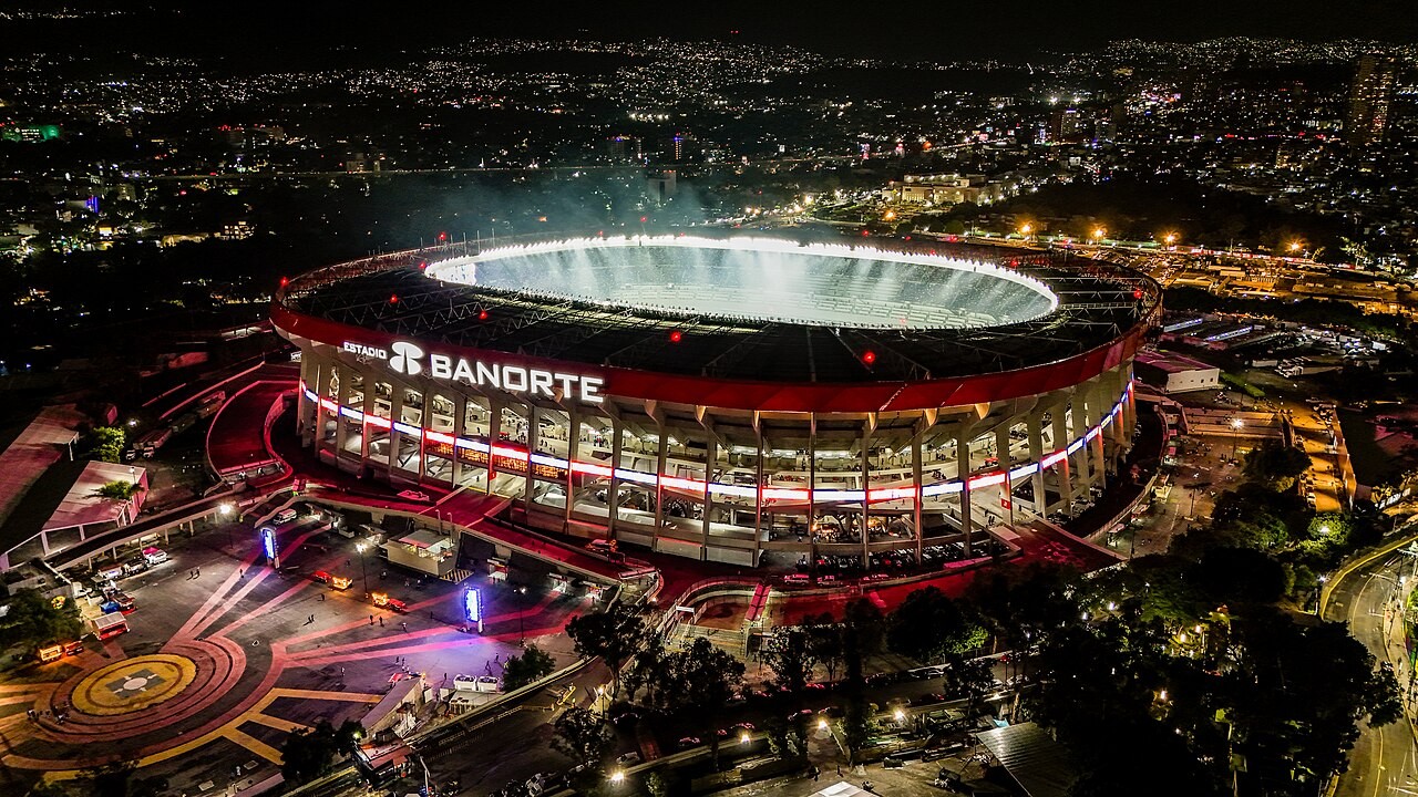 vista-aerea-nocturna-del-estadio-azteca-1778816548.jpg