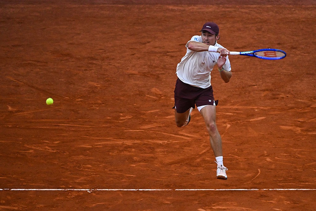 alex-de-minaur-hamburg-semifinals-1779434590.jpeg