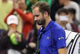 China Open 2026: Daniil Medvedev bị xử thua vô thời hạn sau sự cố đánh bóng trúng khán giả