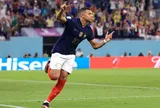 Bảng D > Pháp 2-1 Đan Mạch: Mbappe giúp Les Blues vượt qua vòng bảng