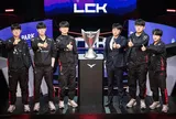LCK sẽ áp đặt luật công bằng tài chính, giới hạn lương tuyển thủ