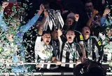 Newcastle vô địch Cúp Liên đoàn Anh