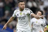 Kylian Mbappe lập cú đúp giúp Real Madrid bỏ xa Barcelona