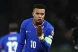 Kylian Mbappe cùng đội tuyển Pháp sớm đoạt vé dự World Cup 2026