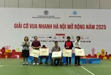 Vận động viên người khuyết tật giành giải thưởng Vận động viên truyền cảm hứng tại Giải cờ Vua nhanh Hà Nội mở rộng 2025