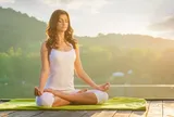 Bạn Bích Ngọc - ở Tây Ninh hỏi: Xin cho biết, nên tập yoga vào thời điểm nào trong ngày là tốt nhất?