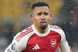 Arsenal quyết tâm làm mới đội hình
