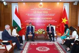 Trao Kỷ niệm chương “Vì sự nghiệp Văn hóa, Thể thao và Du lịch” cho Đại sứ Hungary tại Việt Nam