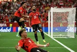 Mohamed Salah tỏa sáng giúp Ai Cập giành chiến thắng đầu tiên trong lịch sử tham dự World Cup