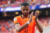 Gakpo chịu biến cố gia đình, huấn luyện viên Scotland từ chức sau thất bại tại World Cup