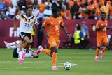 Liverpool lỡ mục tiêu 100 triệu euro, Mason Mount quyết ở lại Man United