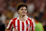 Atletico chặn Alvarez đến Barca, AS Roma lập kỷ lục với số áo 86