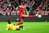 Harry Kane ghi bàn ở 8 trận liên tiếp tại Champions League